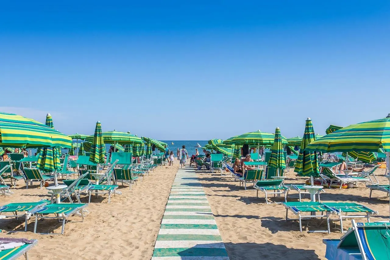 Costa Del Sol Apartman Lido di Jesolo 0*,